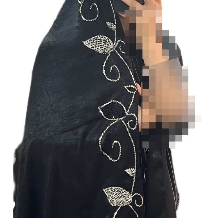 شال مشکی مونجوق دوزی مجلسی کار شده