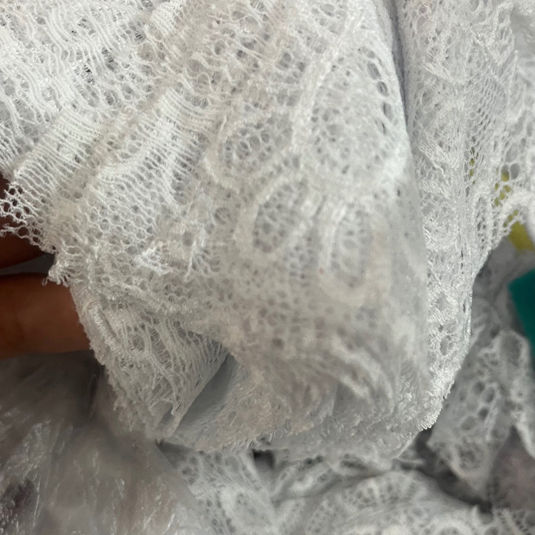 تیکه پارچه دانتل تزئینی کیلویی