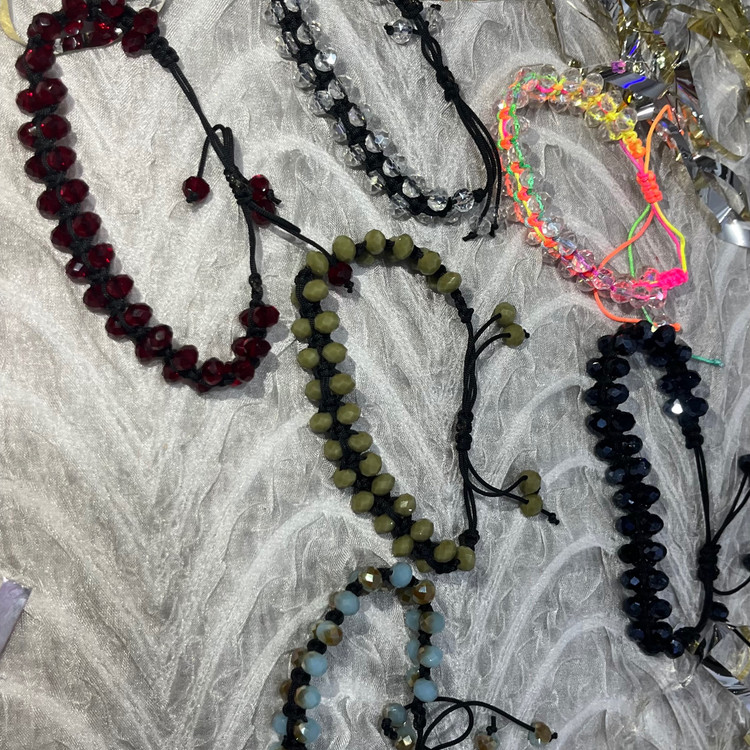 دستبند دخترانه گره ای سنگ طبیعی مدل پینترستی