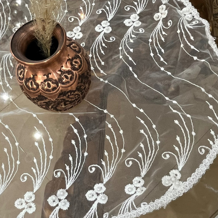 رومیزی سفید توری شیک سفید