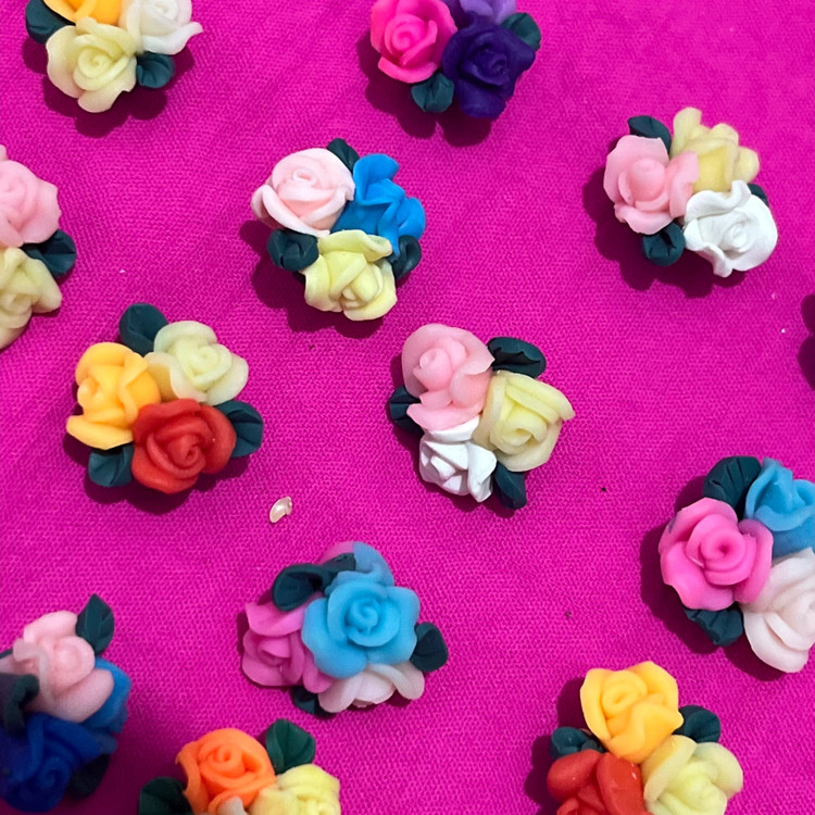 گل خمیری تزئینی