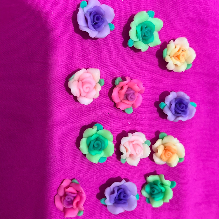 گل خمیری تزئینی شماره 3