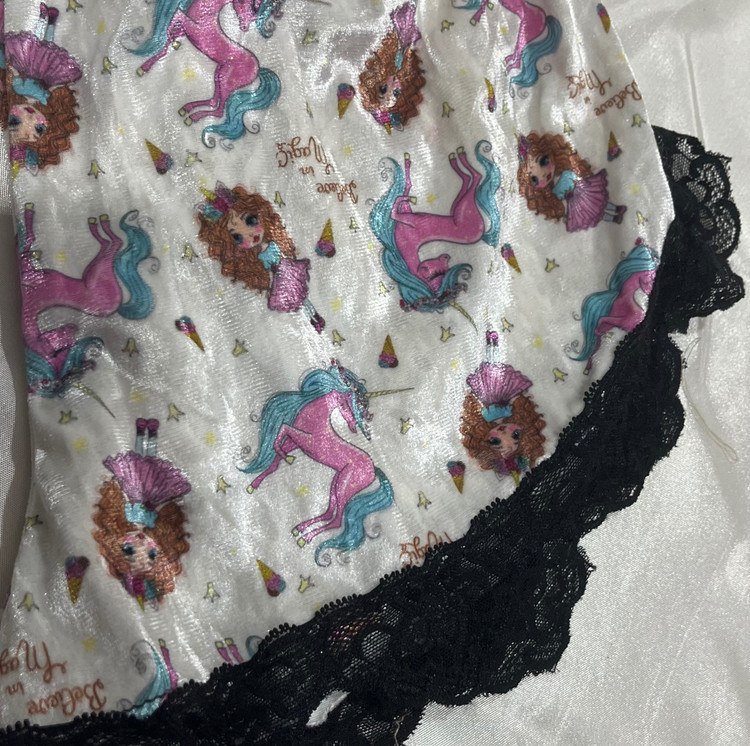 شورتک مخمل لطیف شیک زنانه و دخترانه